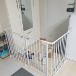 코코도도 접이식 ㄱ자 애견 강아지 안전문 펫도어 현관문 (3각) : 코코도도