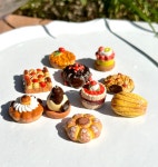 페브 쁘띠 농 FEVES PETITS NOMS DE GOURMANDISE 도자기 인형 : 미페이스트리
