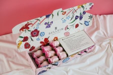 설레임 로즈박스 화이트 장미 생일 기념일 꽃다발 생화 꽃선물 꽃배달 서비스 : 설레임 플라워