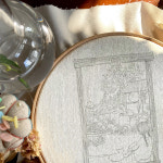 툇마루에 앉아 프랑스자수 자수도안 원단 by 초록담쟁이 : 초록담쟁이 감성마켓