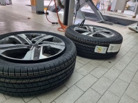 콘티네탈타이어 235 55 19 LX스포츠 소렌토MQ4 싼타페TM 더뉴카니발 순정 타이어 : 티스테이션 안양점