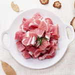 한돈 냉장 돼지고기 찌개용 500g 소분포장 총1kg 우시산한돈 더예쁜한우 : 더예쁜한우
