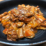 부산 생물 꼼장어 1kg(손질 후 580g내외) 소스제공 : 먹고 놀자