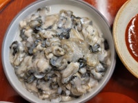 100% 자연산 서해안 태안 서산 생굴 잔굴 소굴 강굴 깜장굴 깐굴 1kg : 서산댁