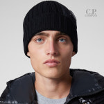 CP컴퍼니 22FW MERINO WOOL 믹스드 렌즈 비니 BK : 더파이몰