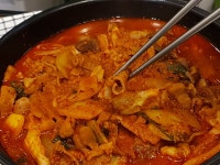 선산곱창 전골 밀키트 2.2kg(곱창800g이상) 곰스패밀리 김치로 완성되는 전골의 진수 : 곰스패밀리