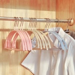 어깨뿔 걱정없는 라운드 티셔츠 옷걸이 5개 코트 니트 : 와이오오샵