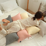 선염 워싱 깅엄 체크 바디필로우 사각 롱쿠션 : 에이트룸