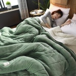 따뜻한 두꺼운 양털 3겹 플란넬 이불 캠핑 차박 가을 겨울 담요 부드럽고 편안한 세탁 가능 : 오니Cat