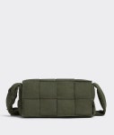 [국내,당일발송] 보테가 베네타 패딩 테크 카세트 백 BOTTEGA VENETA CASSETTE BAG 718398VMBN43248 : ofad