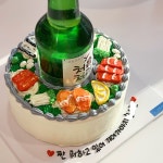 소주 레터링 케이크 택배 배송 생선 참치 연어 회 참이슬 술 아빠 생일 축하 파티 케익 : 낮달케이크