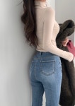 [1+1] Mozzi pola tee 투웨이 모찌 반폴라 티셔츠 : 델리민