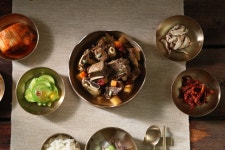 다담 소노정 한우갈비탕 2팩 + 한우갈비찜 2팩 [2+2] / 명절 음식 간편식 밀키트 : 순수사골