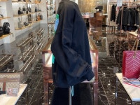 [OFFWHITE] [BOTTO] 오프화이트 토네이도 애로우 맨투맨 OMBA054F21FLE0081084 : 여주375아울렛 BOTTO