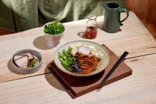 두레식품 차슈 삼겹 보쌈 250g / 매콤쌈장 (증정) / 두레는 안심 실온 보관 / 등산 캠핑 낚시 : 두레 식품