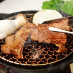 정석문 정이품 정육식당 국산 한돈 양념돼지갈비 1kg  캠핑용, 가정용, 간편조리, 고기밀키트, 가성비 : 제이원몰