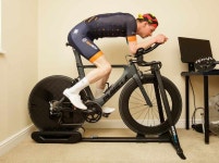 와후 키커 롤러 신형3세대 스마트로라 자전거 평로라 즈위프트 : 잔차나라