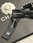 [관,부가세 포함] CHANEL 샤넬 레터링 리본 헤어 스크런치 블랙 AA8926 : 조밀란 JO MILAN