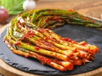 당일제조 HACCP 파김치 1KG 국내산100% 김춘자명인 매콤한 전라도 쪽파김치 : 강원도할매 김춘자명인김치