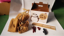 국산콩 토종콩 메주1장 (건조무게1.3kg이상) 2장이상  구매시 된장담그기세트 드림 : 국산토종콩 전통된장 태장고