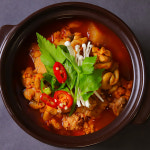 1-2인분 550g 백년가게 조씨집 곤이 내장탕 밀키트 전골 찌개 캠핑 여행 혼밥 간편식 : 궁중해물탕 조씨집