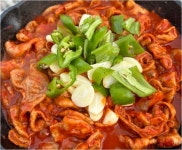육육푸드(주)MEAT LINE 화성지점 | 육육육 국내산 돼지곱창 캠핑 고기 300g 2개 : 푸드애가