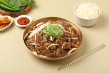 더갈비 자박자박 소불고기 소포장 캠핑고기 서울식 전골 300g : 더갈비Mall