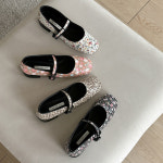 귀여운 메리제인 플라워 스팽클 버클스트랩 로우일 펌프스 : 런슈즈