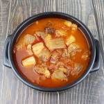 [한입소반] 할인 이벤트 4년된 묵은지 돼지고기 김치찌개 1kg : 한입소반