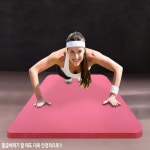 폭신폭신 두꺼운 월드온 NBR 요가매트 30mm 필라테스 매트 운동 : 일오마트