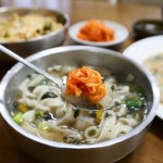강릉 감자옹심이 2인분 밀키트 40년전통 강릉맛집/감자 옹심이/캠핑/가족모임/부모님선물/특별한선물 : 강릉 감자바우