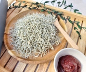 남해통영 상급 지리멸치 알배기 볶음멸치 세멸치 300g,500g 애기영양반찬 볶음용 : 어부의설레임