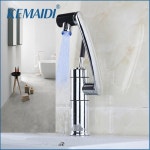 KEMAIDI-욕실 수도꼭지 온도 센서 LED 조명 360 회전 크롬 싱크 분지 데크, 황동 Torneira cojinha 탭 믹서 : 온돌샵
