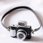 카메라 미니어쳐 레트로 클래식 촬영 소품 인테리어 장식 인형의 집 꾸미기 사진기 모형 : 장서마켓