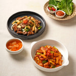 춘천 양념닭갈비 고추장맛 (우리농양념닭갈비 ) 닭다리살 100%+ 소스 추가 증정 포함 (1kg구매시) : HMFOOD 우리농닭갈비
