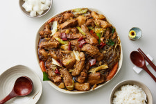 [신세계찜닭] 안동 찜닭 밀키트 2인분 캠핑음식 맛있는녀석들 치킨랩소디 (온라인전용가) : 안동신세계찜닭