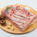 수입 통삼겹살 2kg(원육/ 슬라이스/ 업소용) 무료배송 : 친절정육점