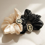 제이로렌 여성 카메오 펜던트 실크 헤어 포인트 패션 스크런치 : 제이로렌