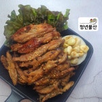 1kg 청년물산 오돌뼈 전지오돌갈비 오도독살 연탄불고기 양념갈매기살 제육볶음 닭목살 닭갈비 : 청년물산