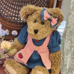 보이즈베어 청 딸기 곰 BOYDS BEARS 빈티지 테디 베어 곰돌이 소품 동물 인형 인테리어 집꾸미기 생일 선물 추천 수집 키덜트 카페 감성 꽃집... 