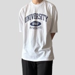 유니버시티 레터링 프린팅 반팔티 : 어쿠