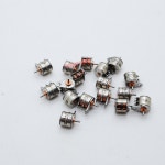 20pcs Nidec 2 상 4 와이어 마이크로 스테퍼 모터 3V-5V 카메라 용 미니 스테핑 : 대한종합기기상사