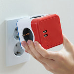 파워큐브v2 고용량 USB 멀티탭 타워 디자인 벽 선없는 무선 여행용 멀티 콘센트 5구 : 파워존 공식몰