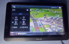 아이나비 LS300T 7인치 안드로이드/16기가/ 3D/  내비게이션 - 와이파이 동글포함 : 중고유니버스