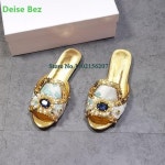 골드 라인 석 플라워 플랫 슬리퍼 여성용 라운드 토 사이즈 3543 여름 패션 외부 솔리드 캐주얼 비치 슈즈 여성화 : 울프문직구