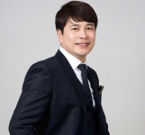 [스테이지] [마흔에 읽는 니체] 장재형 작가스테이지 (5월 16일 화요일) : 북바이북스토어