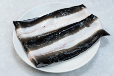 국내산 무항생제 자포니카 민물장어 1kg 당일손질 장어구이 : 신선테이블