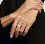 [국내백화점제품] 샤넬 코코크러쉬 반지 스몰 베이지골드 옐로우골드 화이트골드 : 꿀템 나라