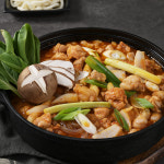 소곱창닭도리탕 곱도리탕 소곱창전골 / 캠핑밀키트 술안주 야식 3인분 1130g : 네이쳐스