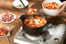 [최자로드방영] 왕십리 한양대 돼지김치찌개 맛집 밀키트 술안주 캠핑음식 : 장어구이 김치찌개